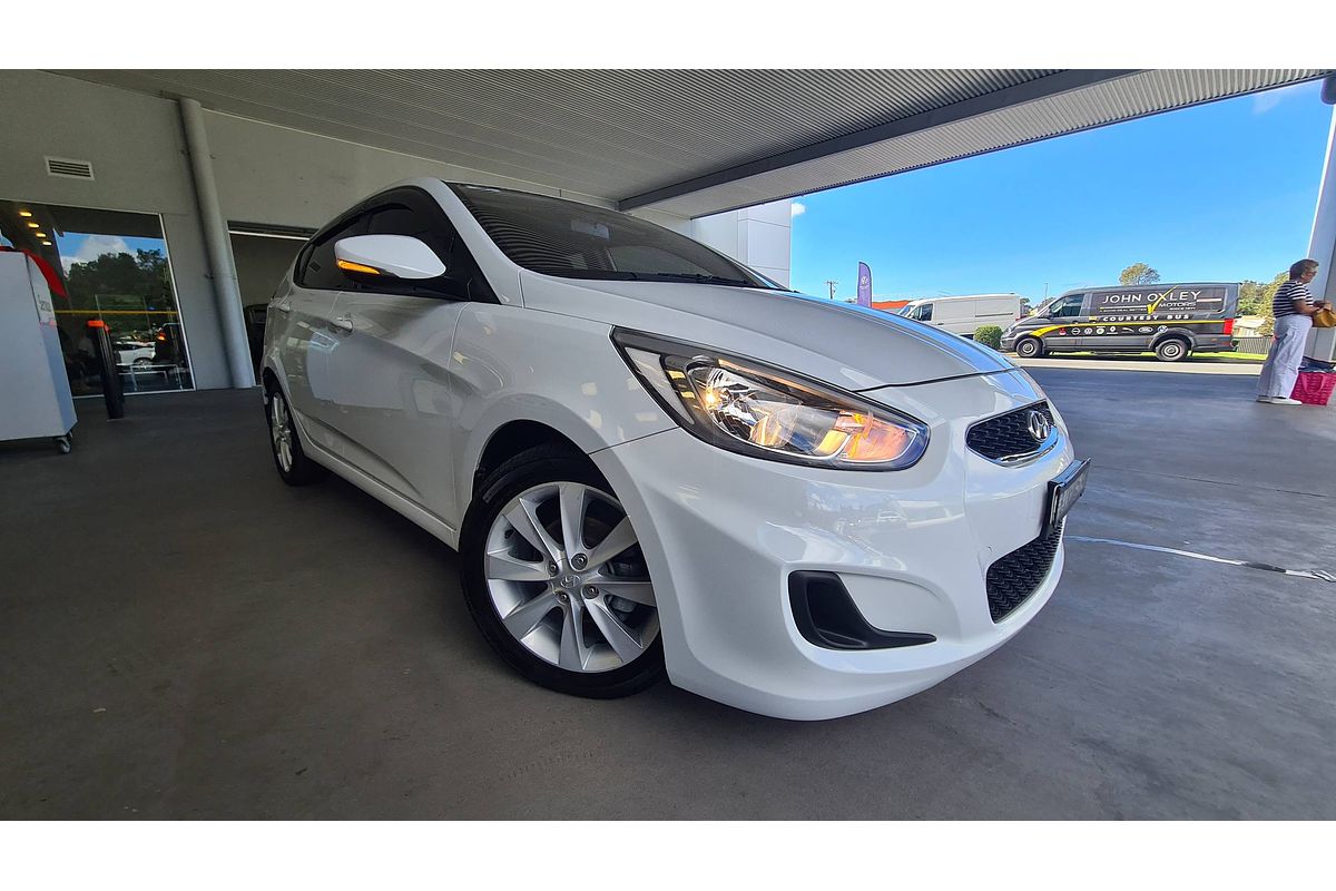 2019 Hyundai Accent Sport RB6