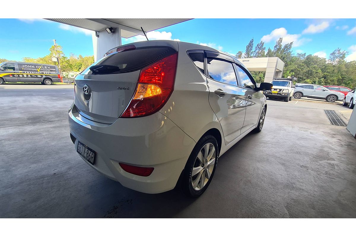 2019 Hyundai Accent Sport RB6
