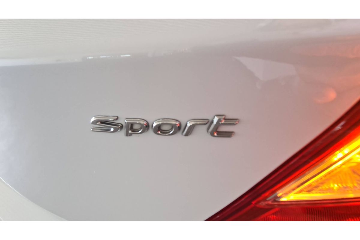 2019 Hyundai Accent Sport RB6