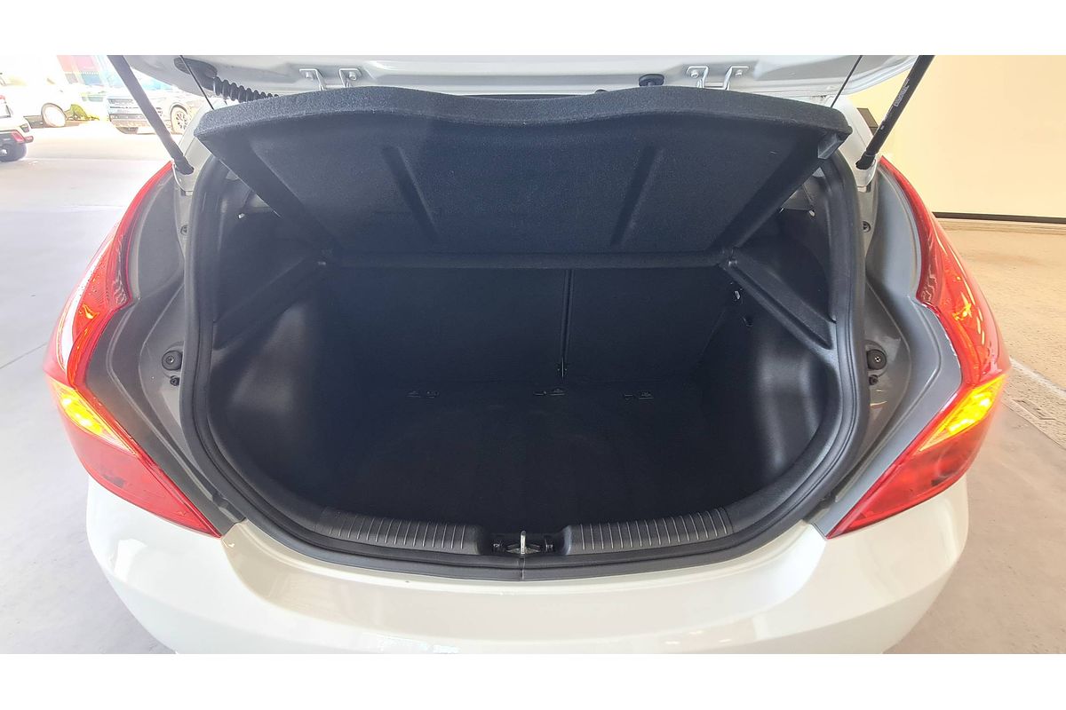 2019 Hyundai Accent Sport RB6