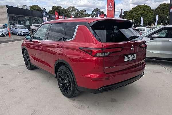 2024 Mitsubishi Outlander Black Edition ZM