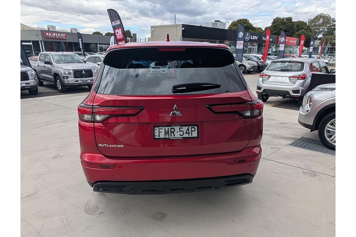 2024 Mitsubishi Outlander Black Edition ZM