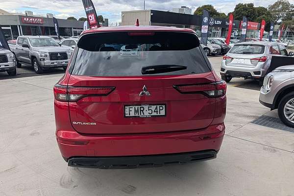 2024 Mitsubishi Outlander Black Edition ZM