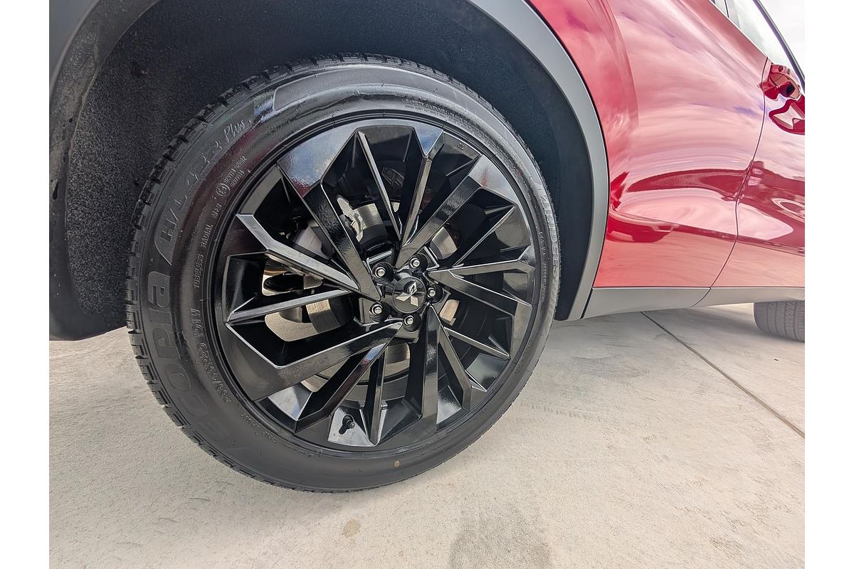 2024 Mitsubishi Outlander Black Edition ZM