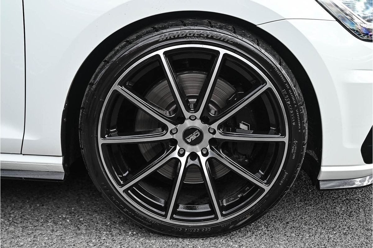2018 Volkswagen Golf R 7.5