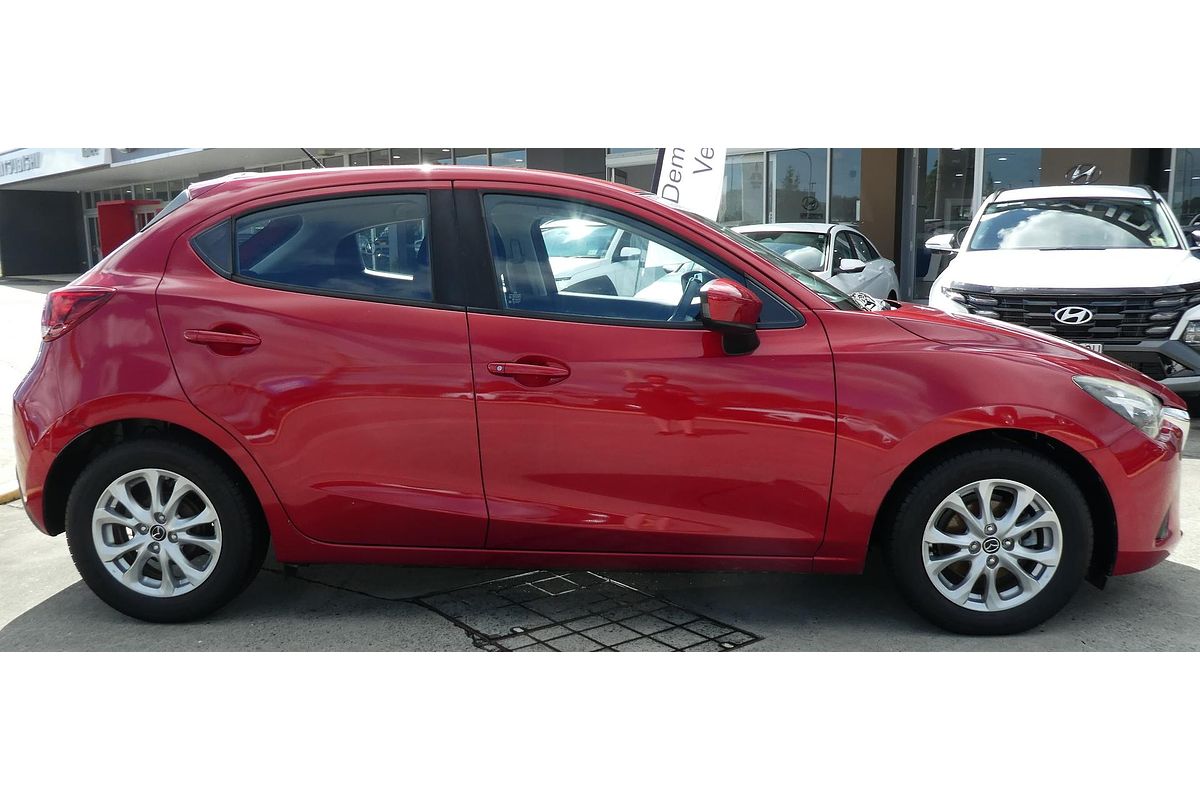 2017 Mazda 2 Maxx DJ Series