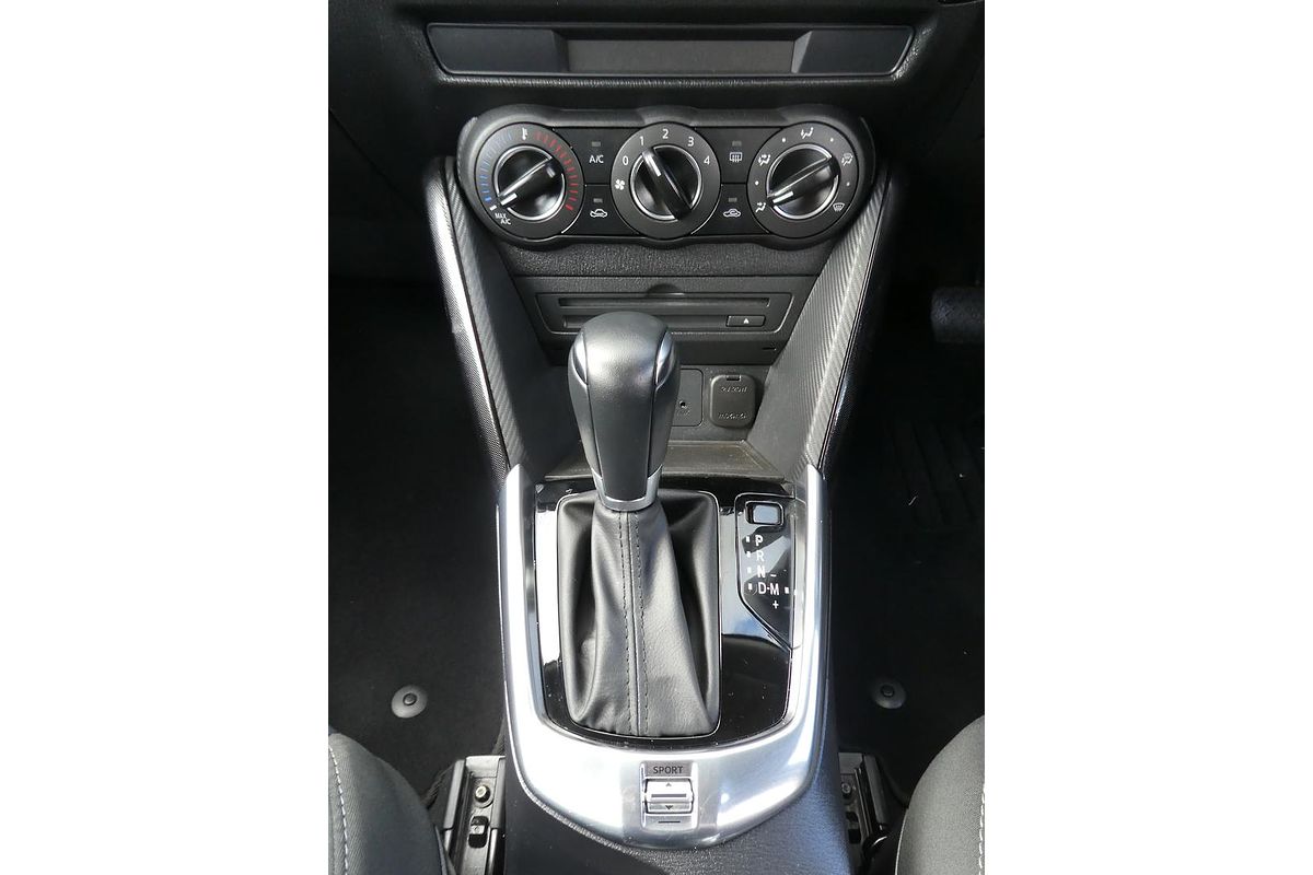 2017 Mazda 2 Maxx DJ Series