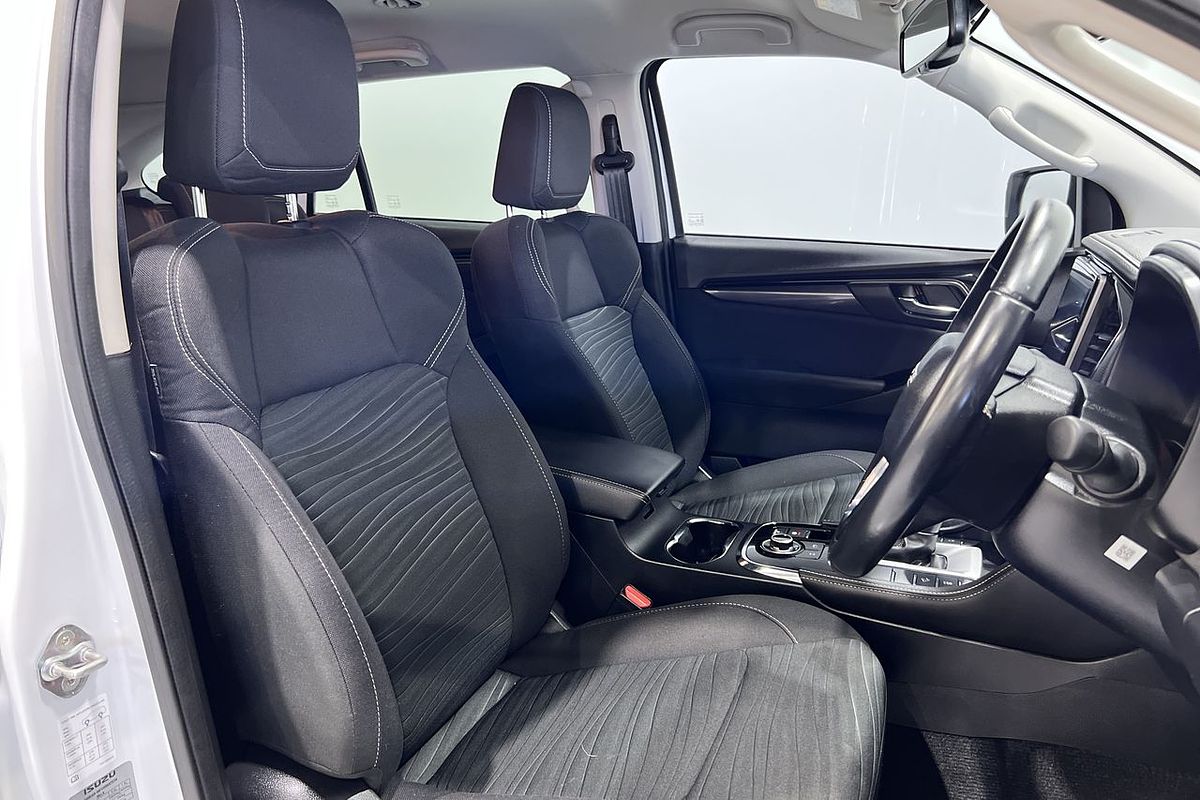 2023 Isuzu MU-X LS-U