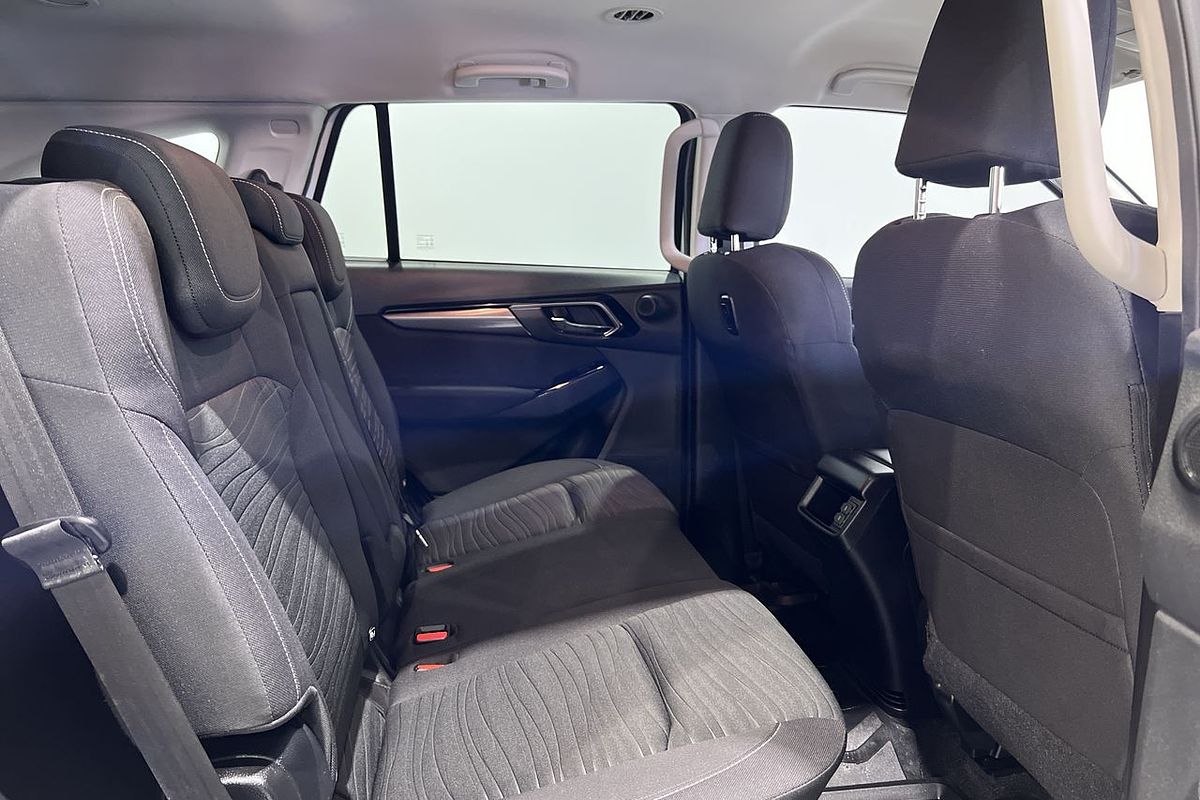 2023 Isuzu MU-X LS-U