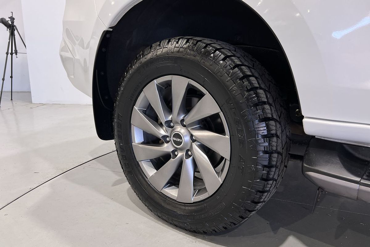 2023 Isuzu MU-X LS-U