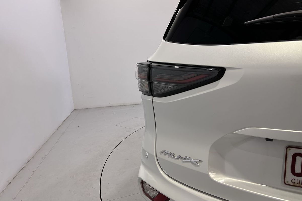 2023 Isuzu MU-X LS-U