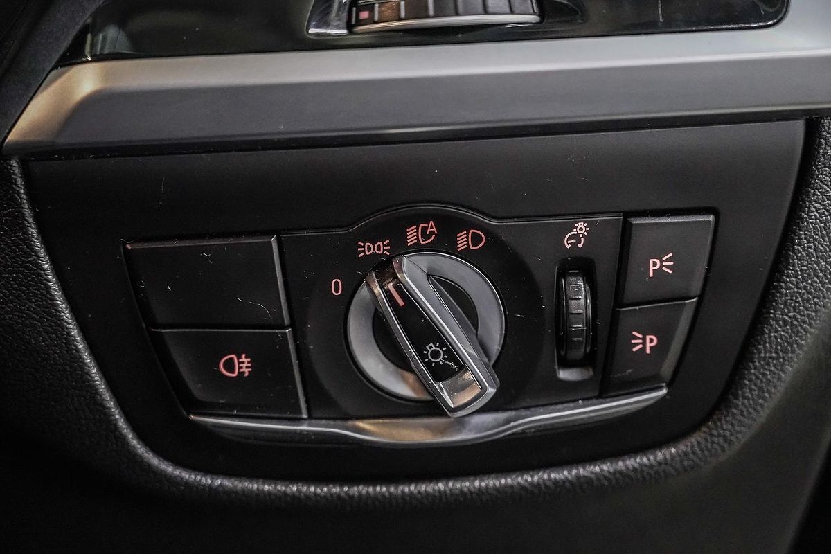 2019 BMW X3 sDrive20i G01