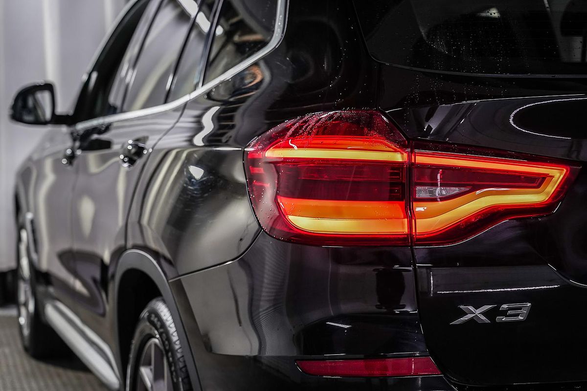 2019 BMW X3 sDrive20i G01