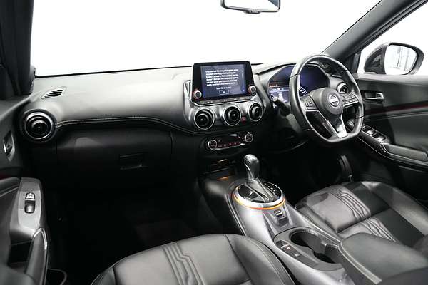 2023 Nissan JUKE ST-L F16
