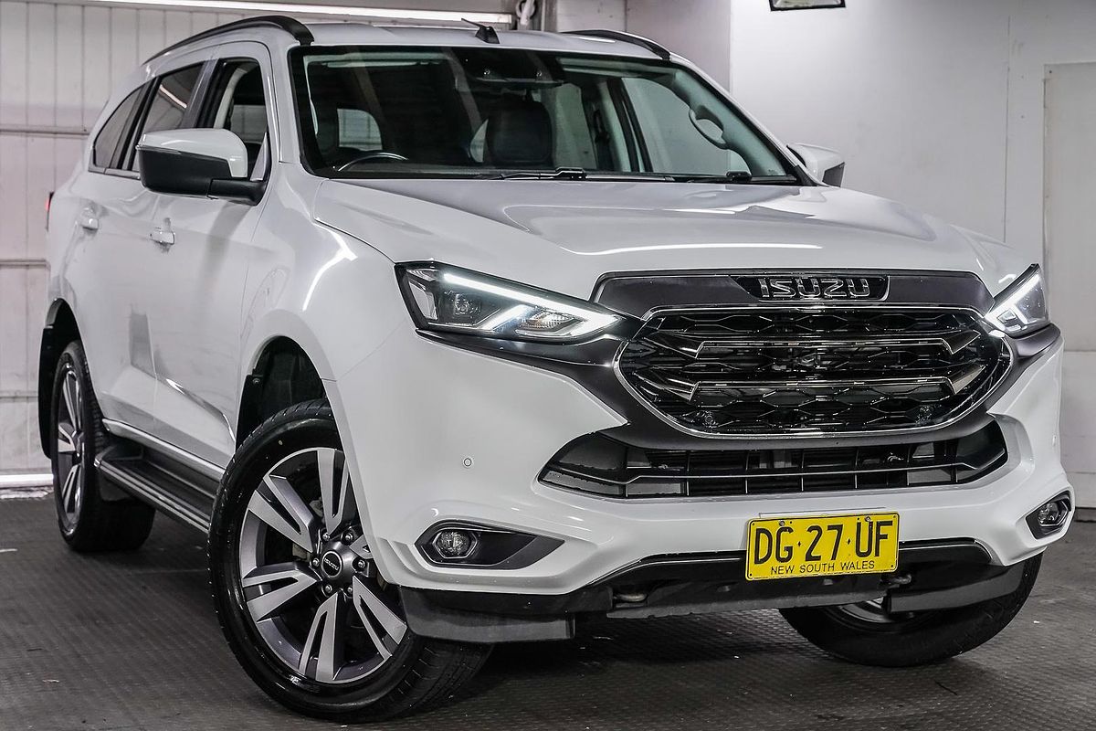 2023 Isuzu MU-X LS-T