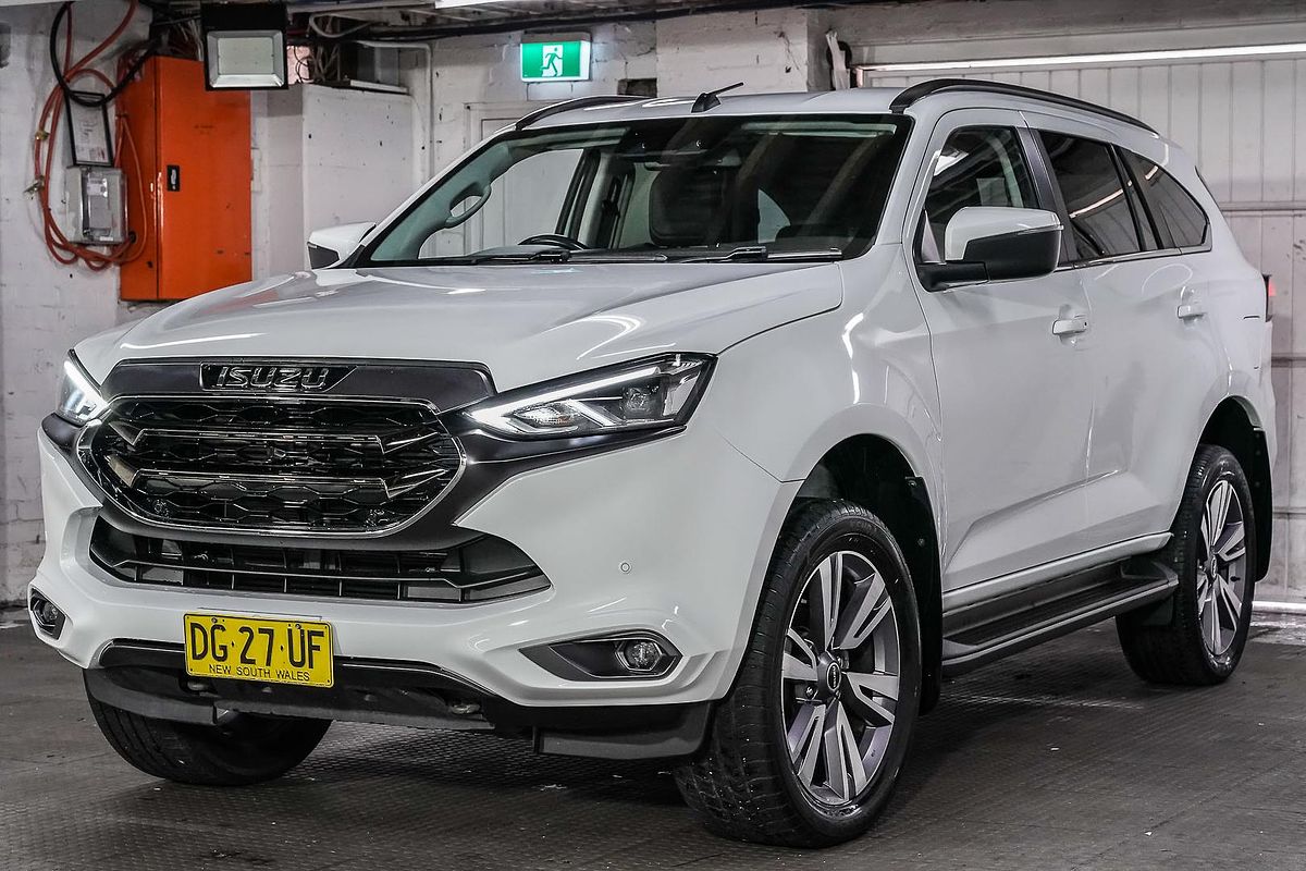2023 Isuzu MU-X LS-T