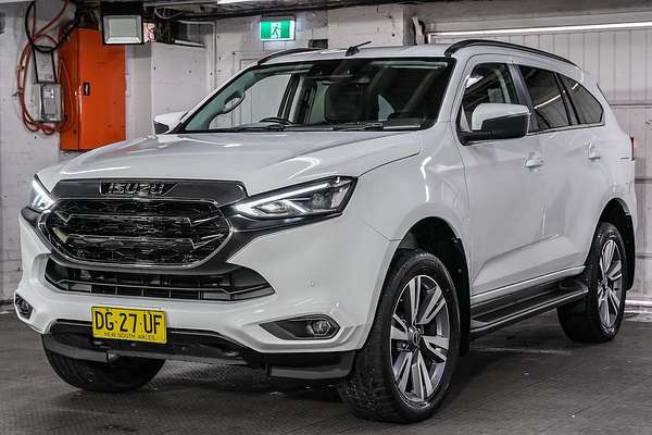 2023 Isuzu MU-X LS-T