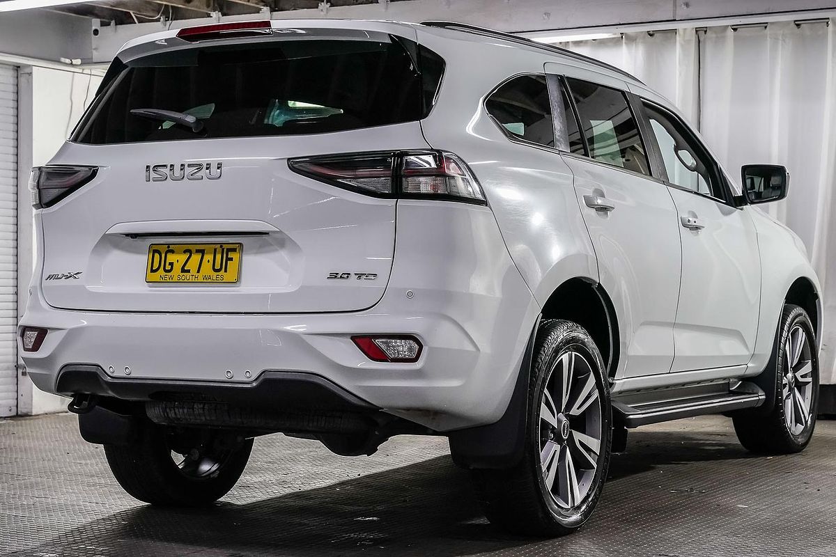 2023 Isuzu MU-X LS-T