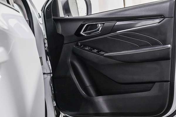 2023 Isuzu MU-X LS-T