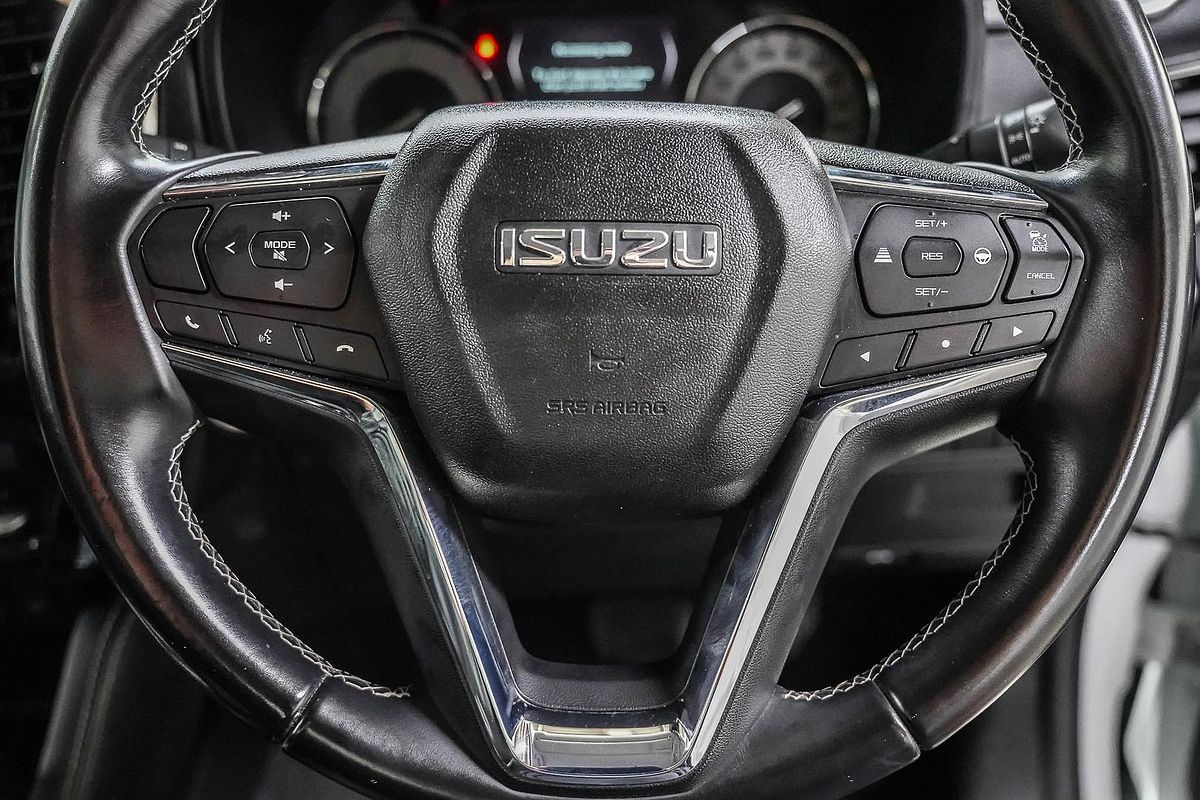 2023 Isuzu MU-X LS-T