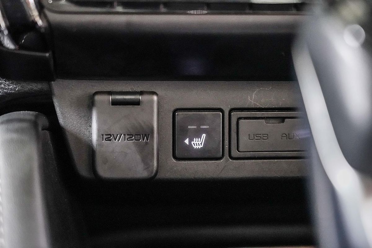 2023 Isuzu MU-X LS-T