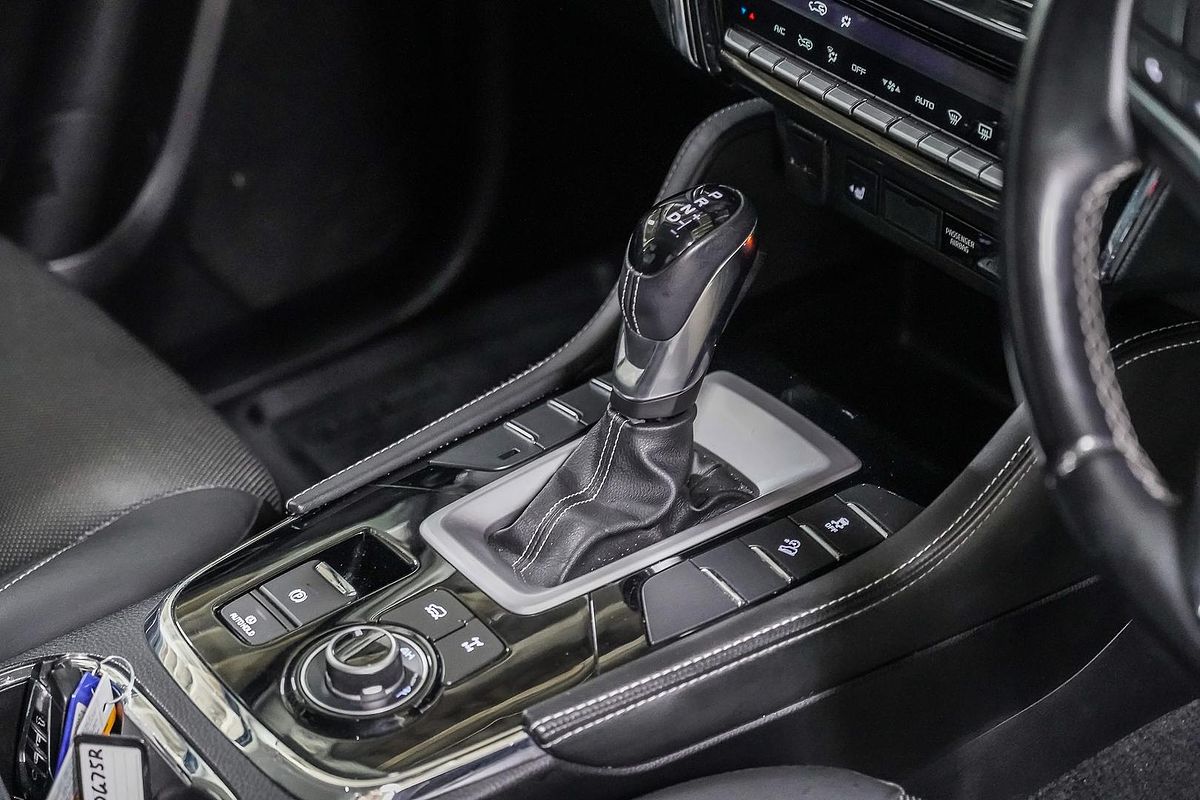 2023 Isuzu MU-X LS-T