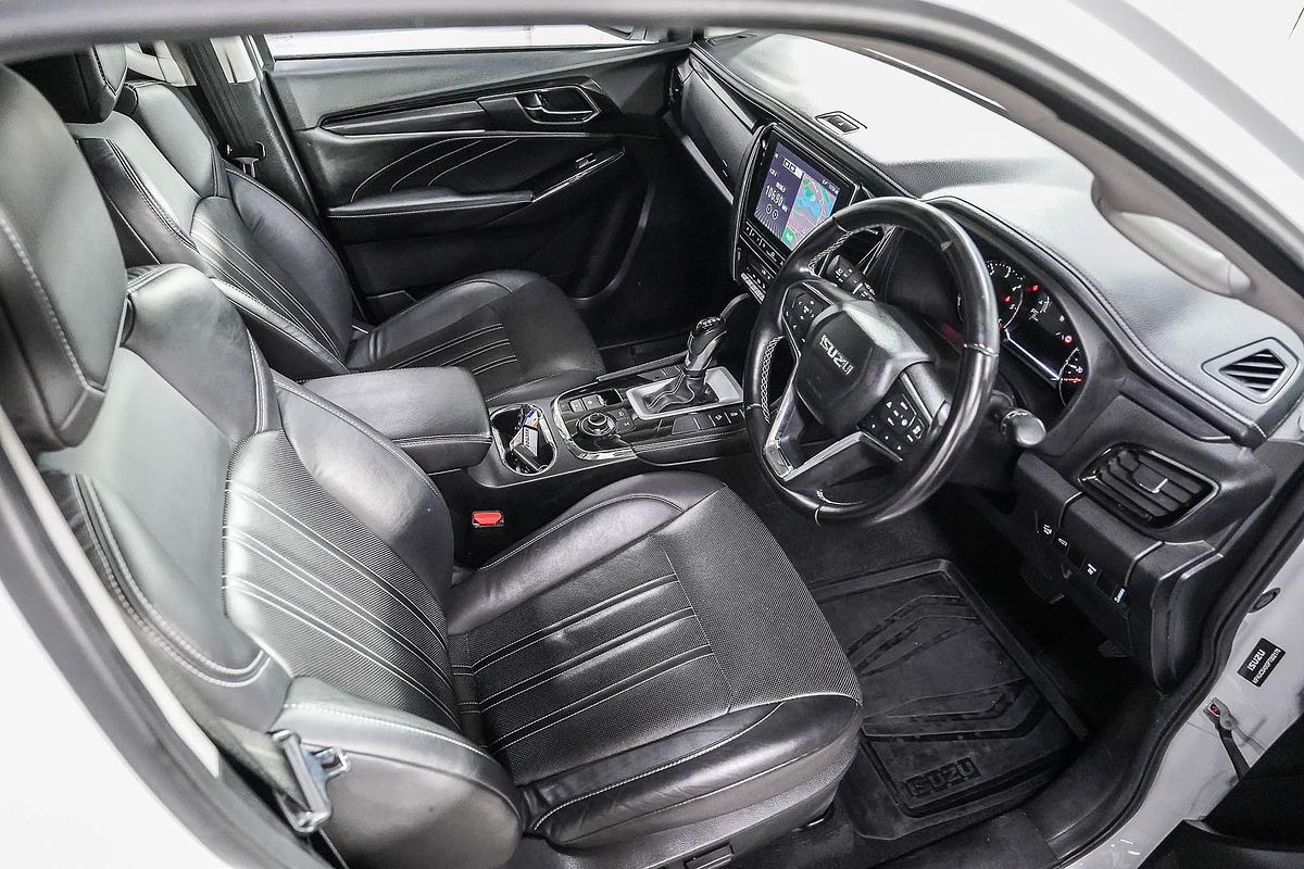 2023 Isuzu MU-X LS-T