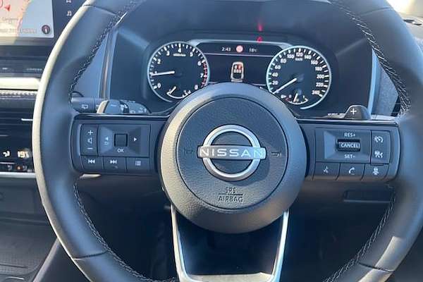 2025 Nissan QASHQAI ST-L J12