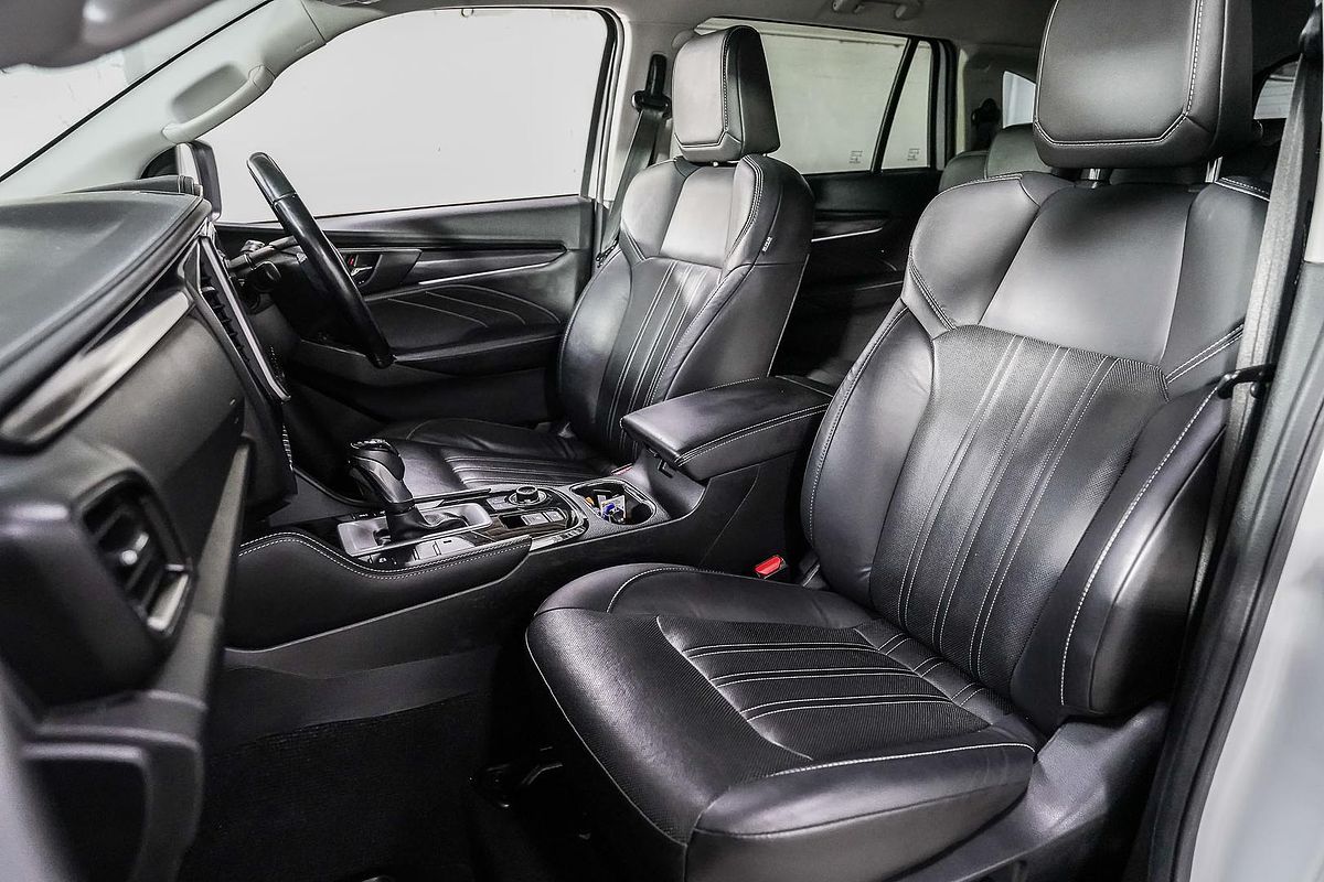 2023 Isuzu MU-X LS-T