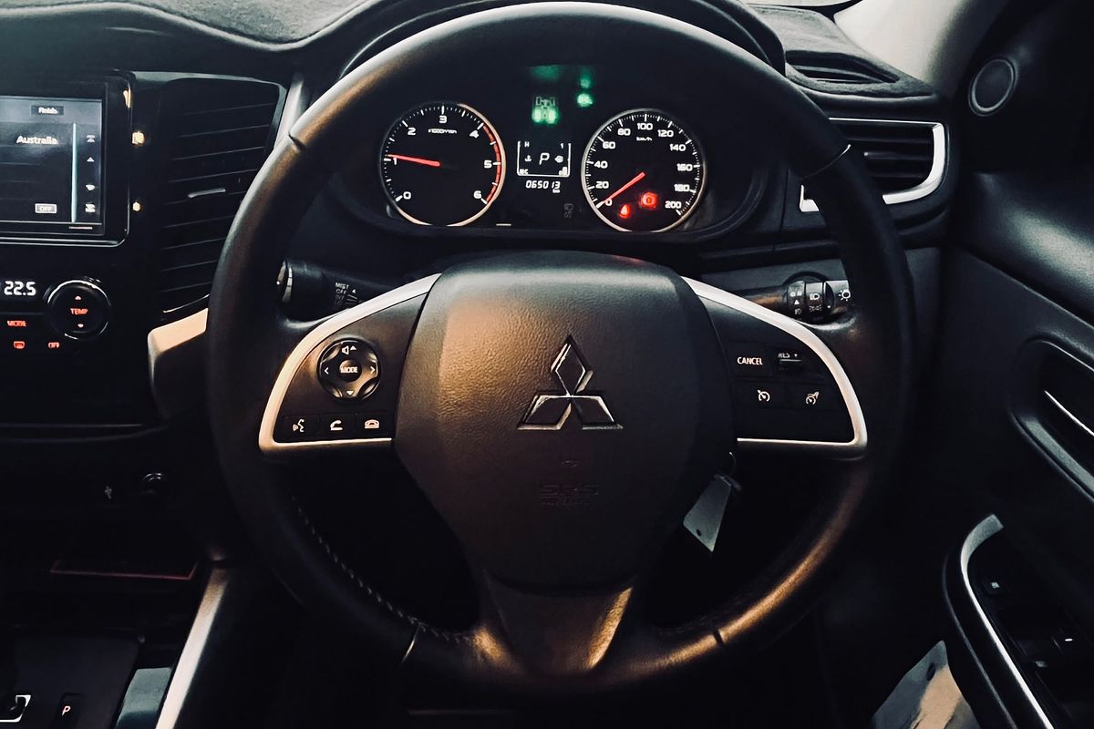 2015 Mitsubishi Triton GLS MQ 4X4