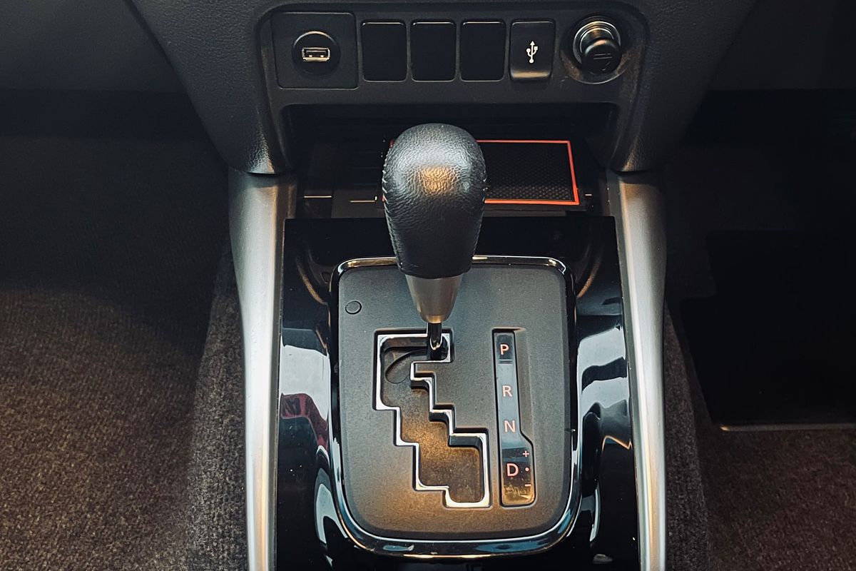 2015 Mitsubishi Triton GLS MQ 4X4
