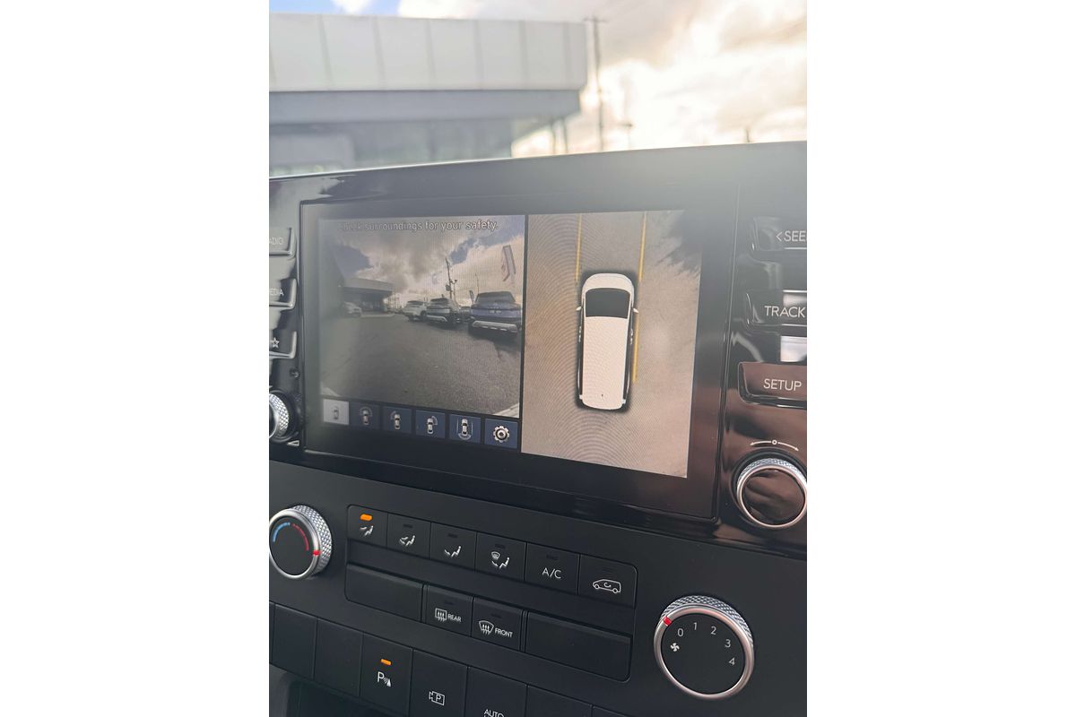 2025 Hyundai STARIA