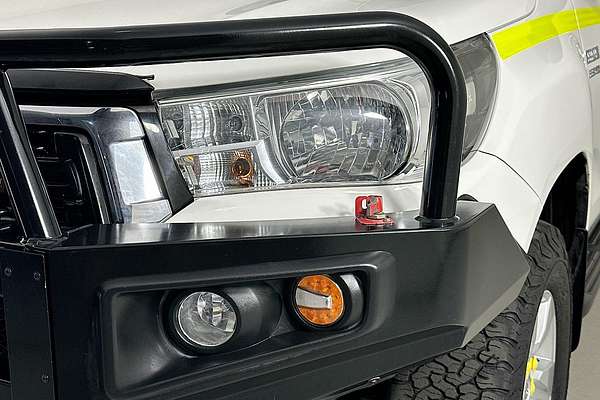 2019 Toyota HILUX SR (4x4) GUN126R MY19 4X4