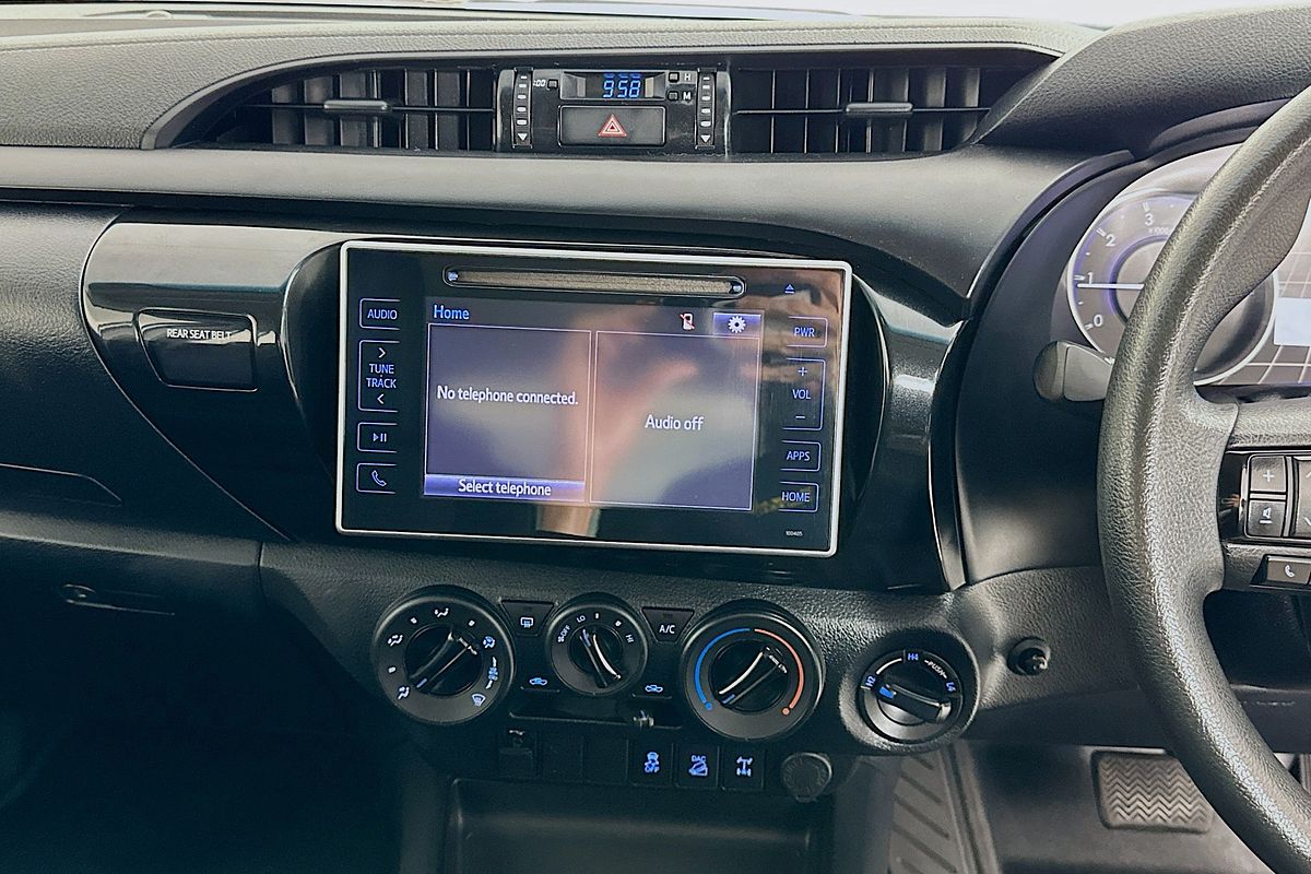 2019 Toyota HILUX SR (4x4) GUN126R MY19 4X4