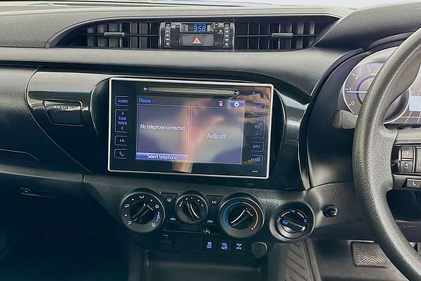2019 Toyota HILUX SR (4x4) GUN126R MY19 4X4