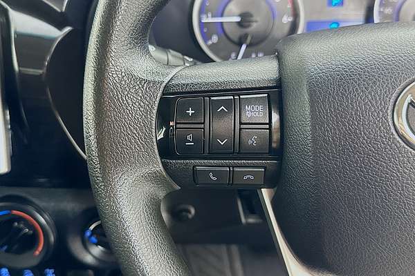 2019 Toyota HILUX SR (4x4) GUN126R MY19 4X4
