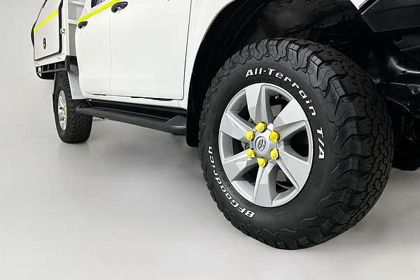 2019 Toyota HILUX SR (4x4) GUN126R MY19 4X4
