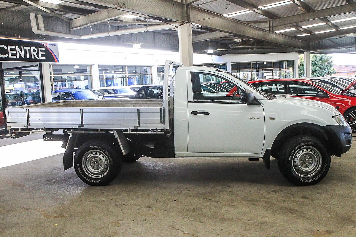 2015 Mitsubishi Triton GL MN Rear Wheel Drive