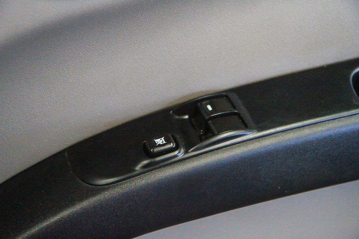 2015 Mitsubishi Triton GL MN Rear Wheel Drive