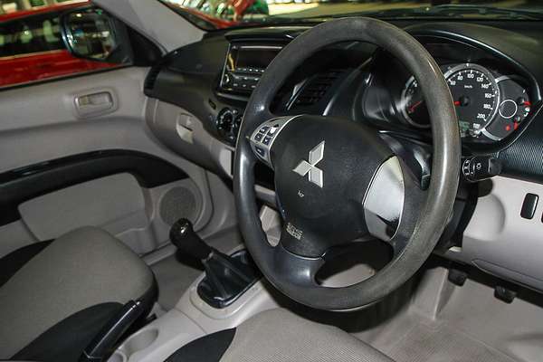 2015 Mitsubishi Triton GL MN Rear Wheel Drive