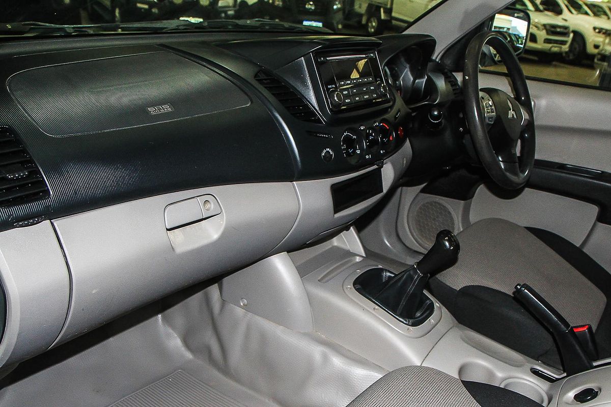 2015 Mitsubishi Triton GL MN Rear Wheel Drive