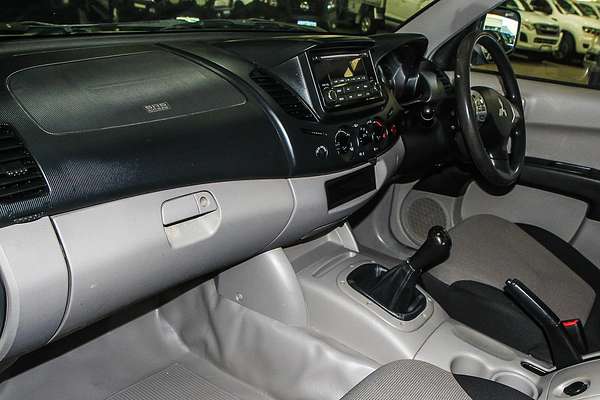 2015 Mitsubishi Triton GL MN Rear Wheel Drive