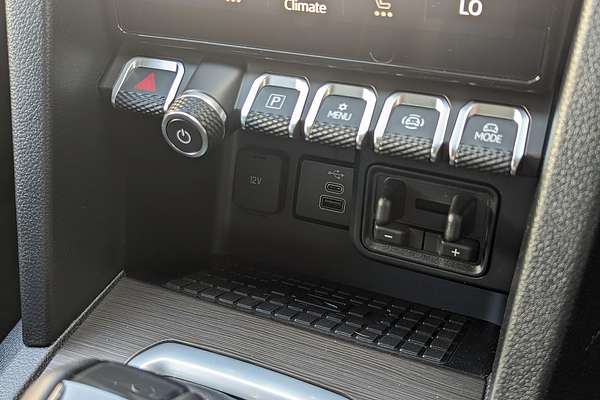 2024 Volkswagen Amarok TDI600 Style NF 4X4