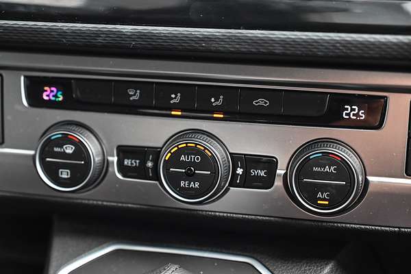 2023 Volkswagen Multivan TDI340 Comfortline Premium T6.1 LWB