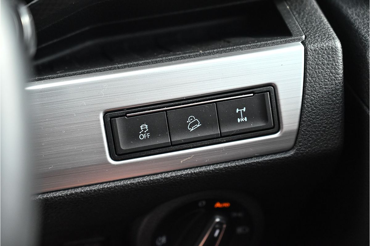 2023 Volkswagen Multivan TDI340 Comfortline Premium T6.1 LWB