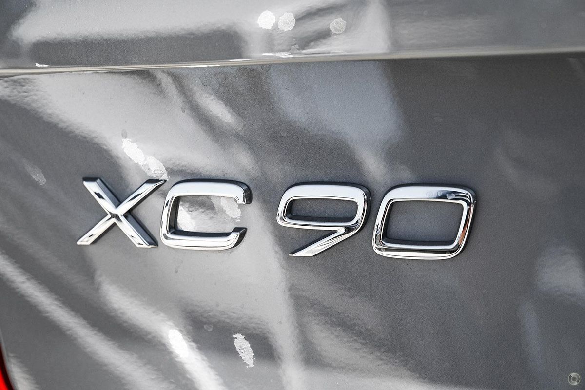 2024 Volvo XC90 Ultra T8 Plug-In Hybrid