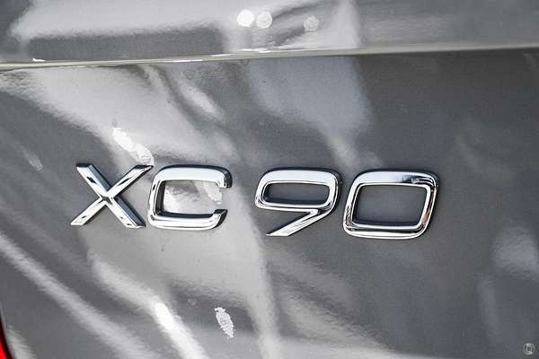 2024 Volvo XC90 Ultra T8 Plug-In Hybrid