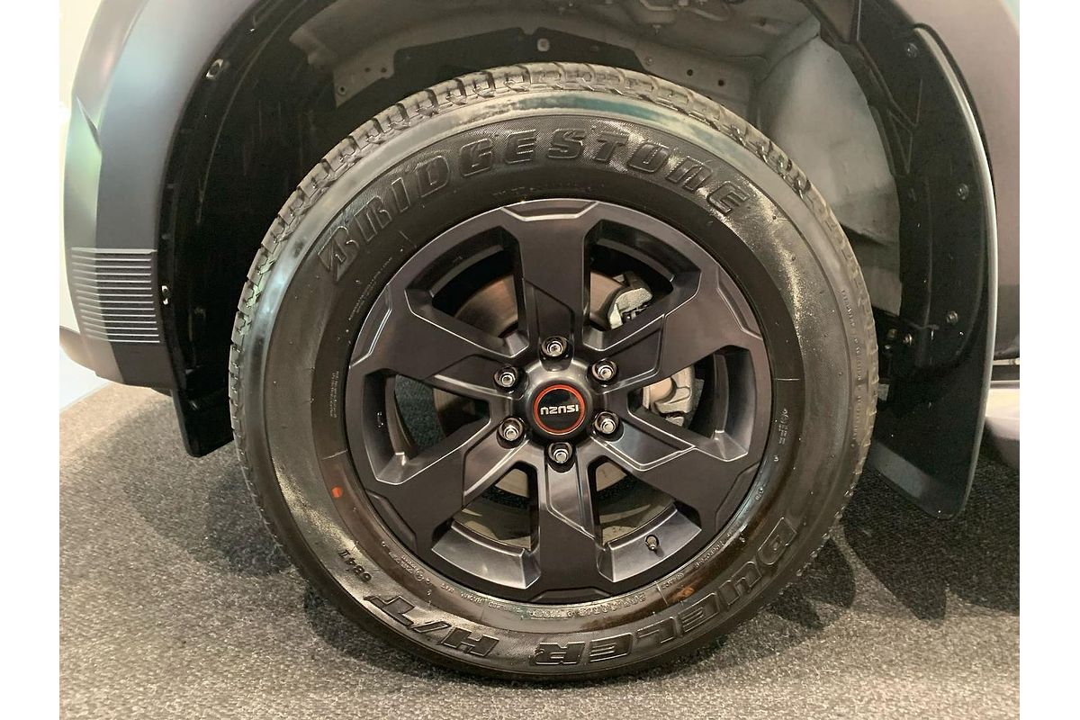 2024 Isuzu D-MAX X-TERRAIN 4X4