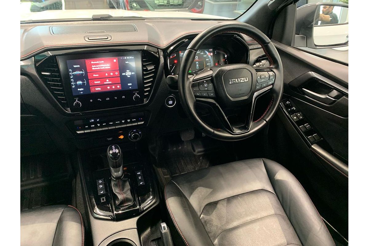 2024 Isuzu D-MAX X-TERRAIN 4X4