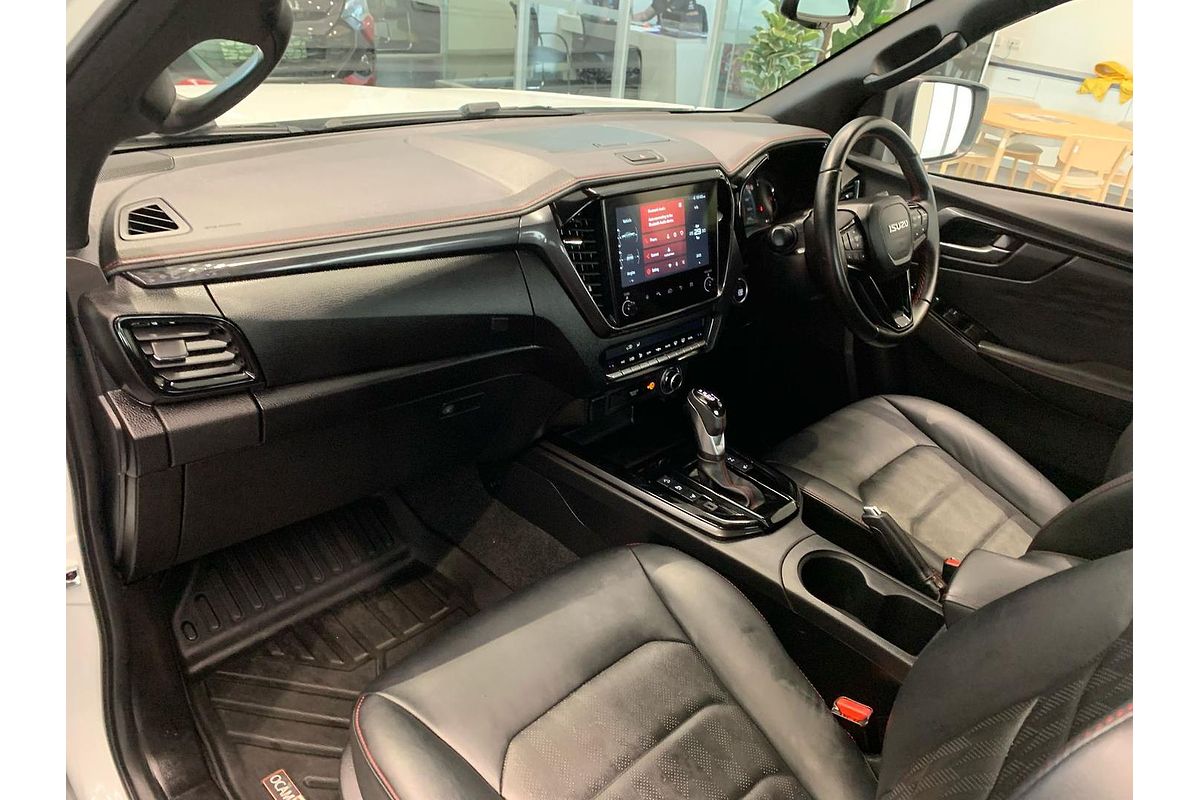 2024 Isuzu D-MAX X-TERRAIN 4X4